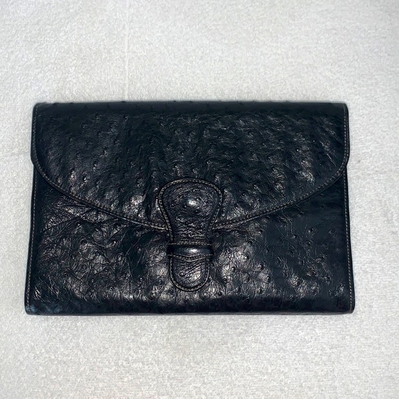 Donna Elissa Handbags - VTG Donna ELISSA Genuine OSTRICH Leather RARE Convertible clutch!